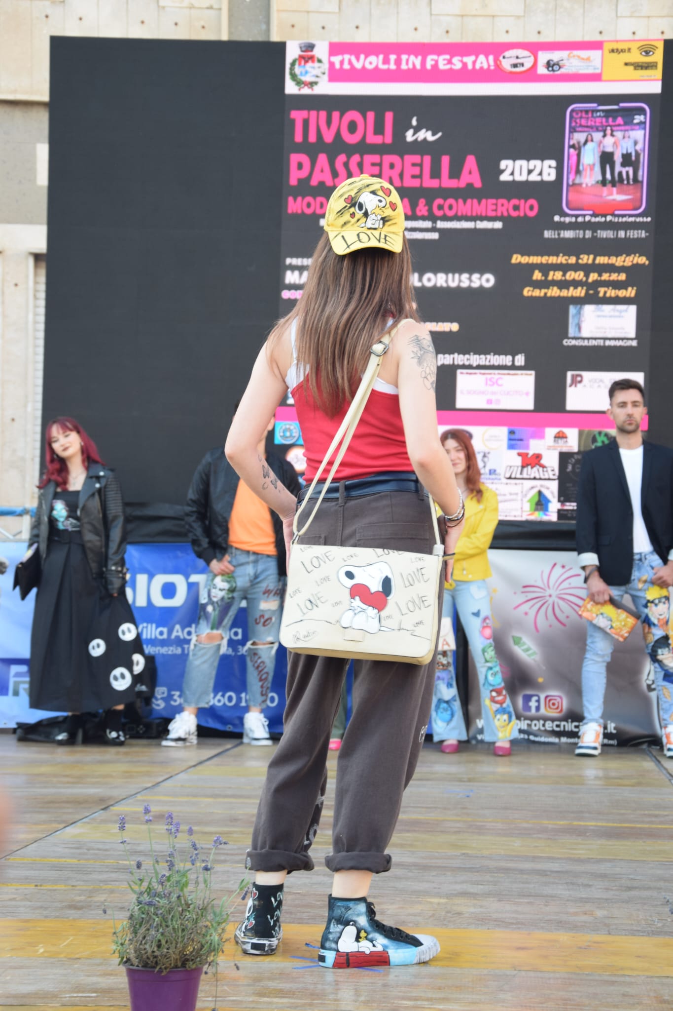 Pantaloni dipinti a mano Snoopy love