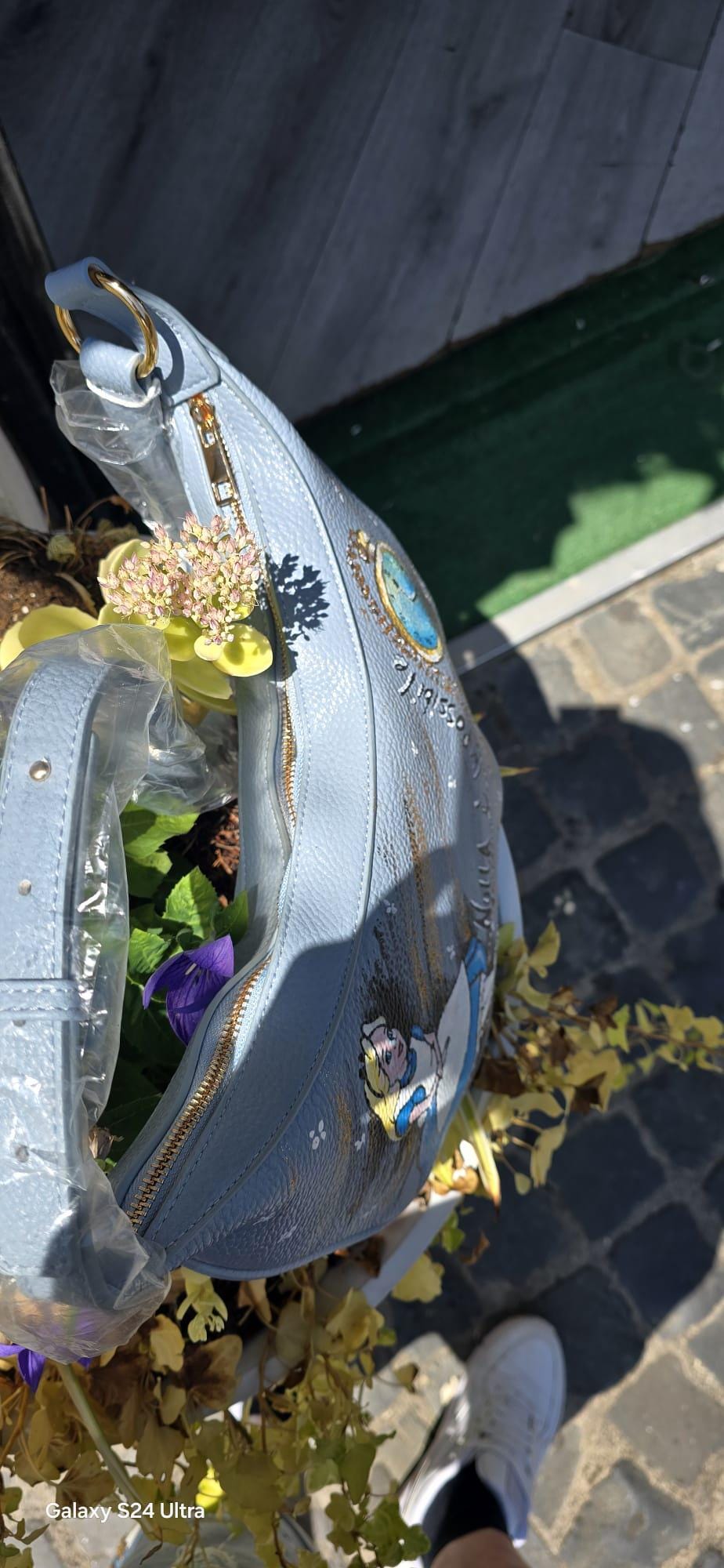 Borsa dipinta a mano Alice nel Paese delle Meraviglie con frase Nulla è impossibile, personalizzabile
