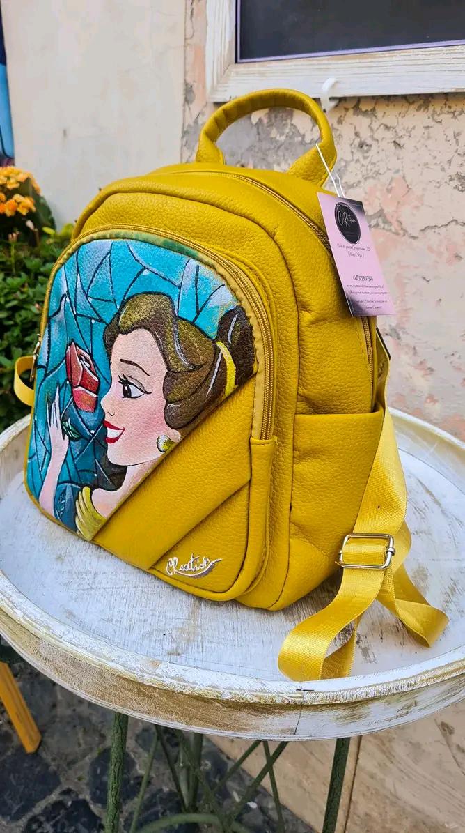 Handbemalter Rucksack „Belle“ Die Schöne und das Biest