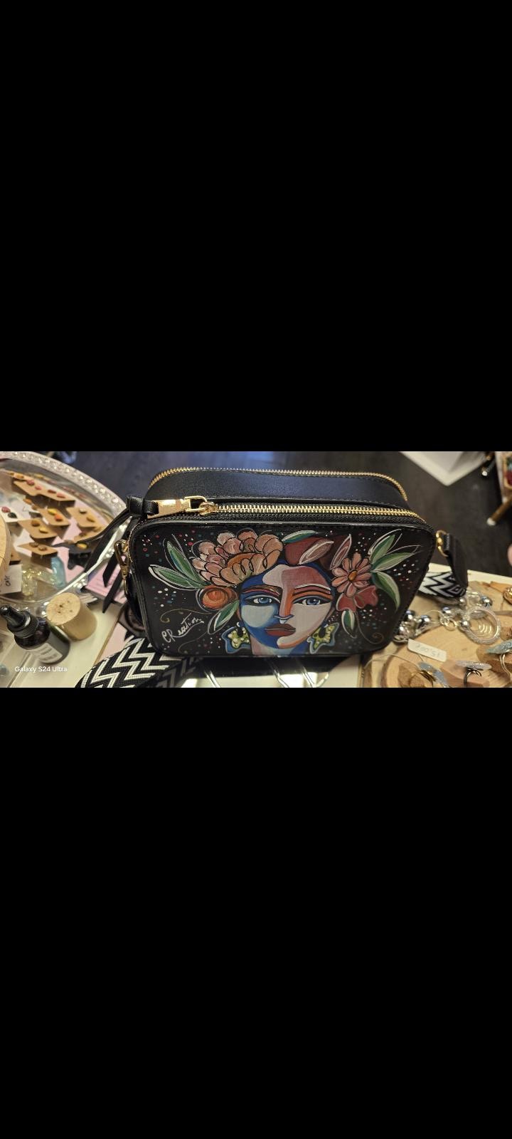 Frida Kahlo borsa dipinta a mano