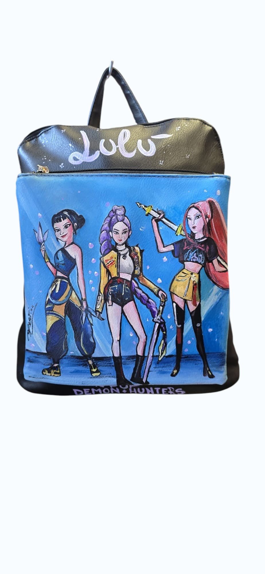 Zaino K-pop dipinto a mano personalizzato con nome – Accessorio unico – Idea regalo – Personalizzabile