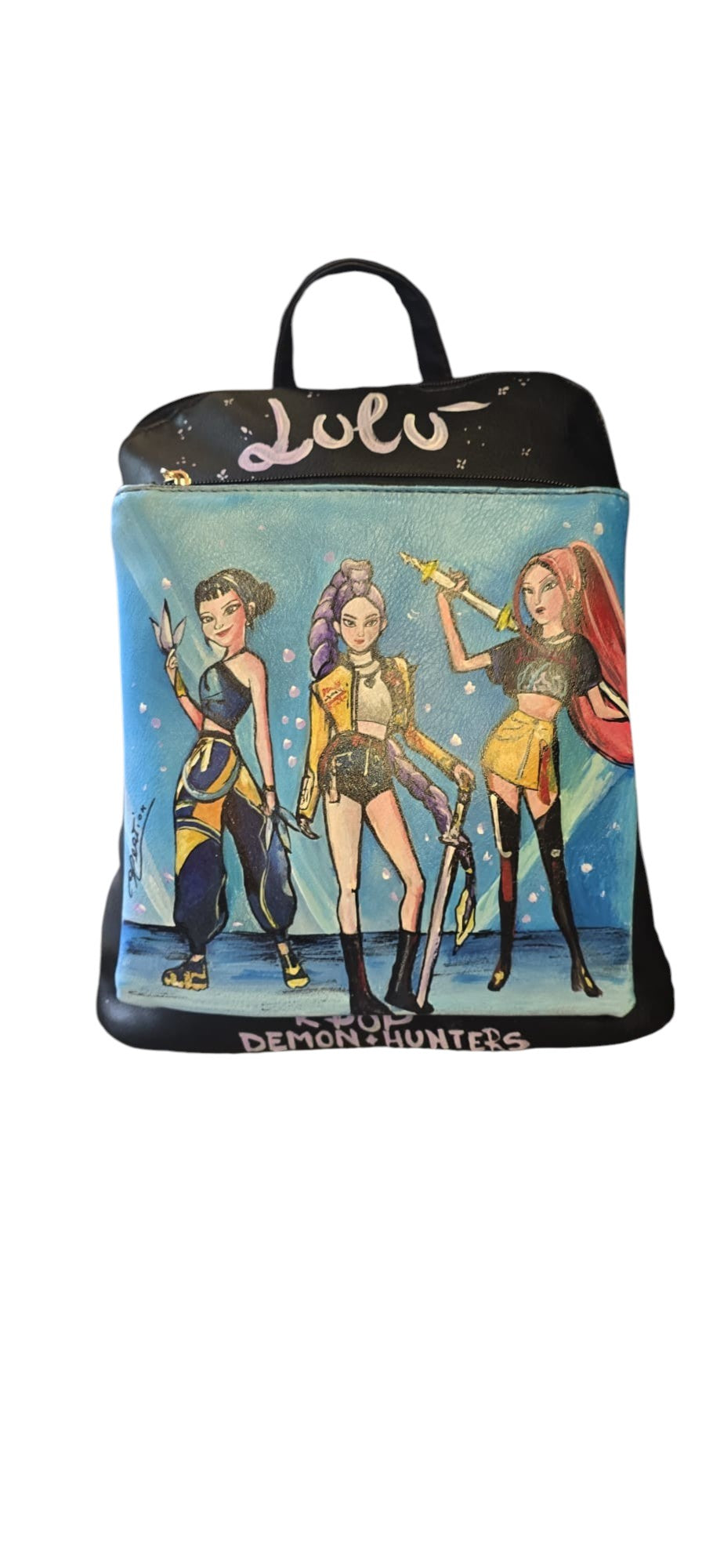 Zaino K-pop dipinto a mano personalizzato con nome – Accessorio unico – Idea regalo – Personalizzabile