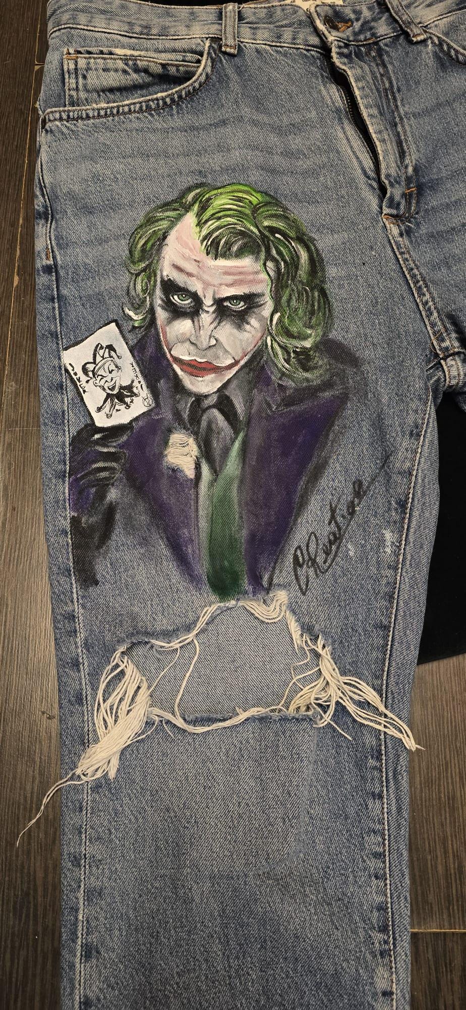 Pantaloni Jeans Dipinti a Mano – Joker "Why So Serious?" – Taglia M/L(48) – Unisex – Personalizzabili
