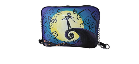 Modello: Borsa da donna di alta qualità, spaziosa e versatile, perfetta per completare ogni outfit con un tocco originale.
​Soggetto Principale: Un'illustrazione artistica e iconica di Jack Skellington, il Re delle Zucche, curata nei minimi dettagli.