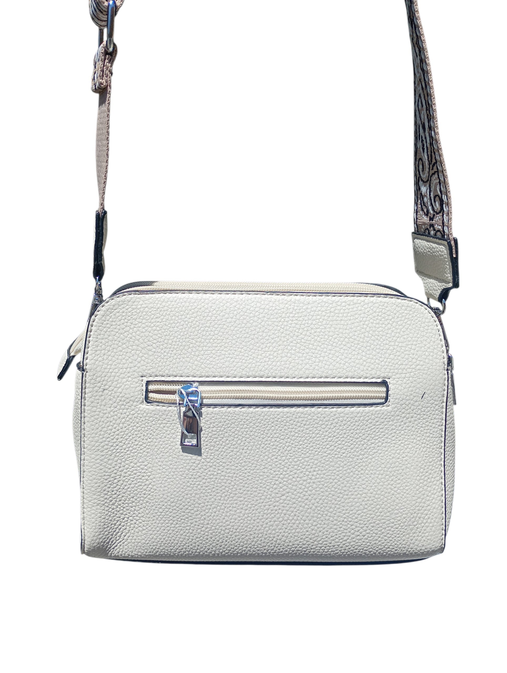 Borsa Dipinta a Mano – Hello Spank ("Stanco io")
​Un classico dell'animazione intramontabile incontra lo stile artigianale. Non perdere l'occasione di sfoggiare o regalare un accessorio unico, ironico e dal sapore nostalgico, caratterizzato dal mitico Hello Spank e dalla sua celebre espressione di totale relax.