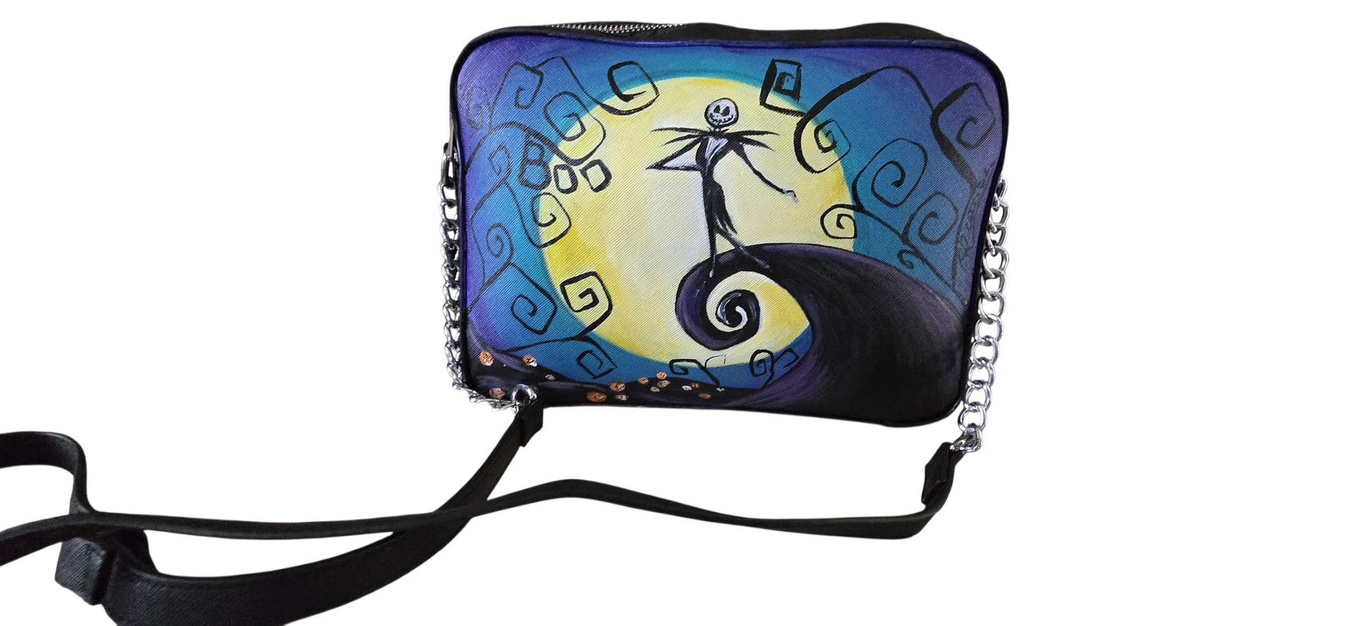 Modello: Borsa da donna di alta qualità, spaziosa e versatile, perfetta per completare ogni outfit con un tocco originale.
​Soggetto Principale: Un'illustrazione artistica e iconica di Jack Skellington, il Re delle Zucche, curata nei minimi dettagli.